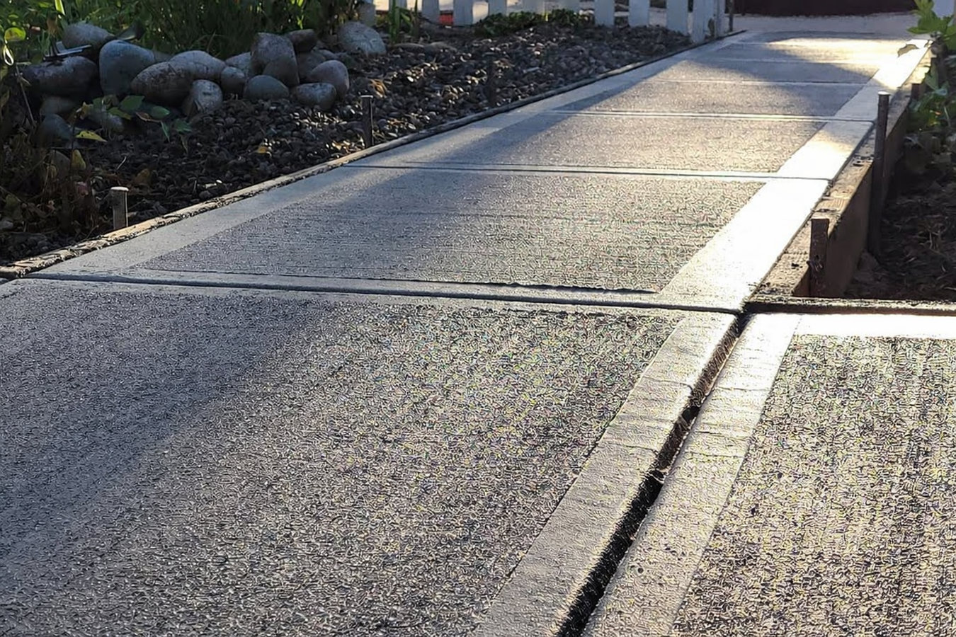 Concrete sidewalk building in Harlingen, TX